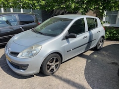 Renault Clio - 1.2 16V 55KW 5-DRS Authentique