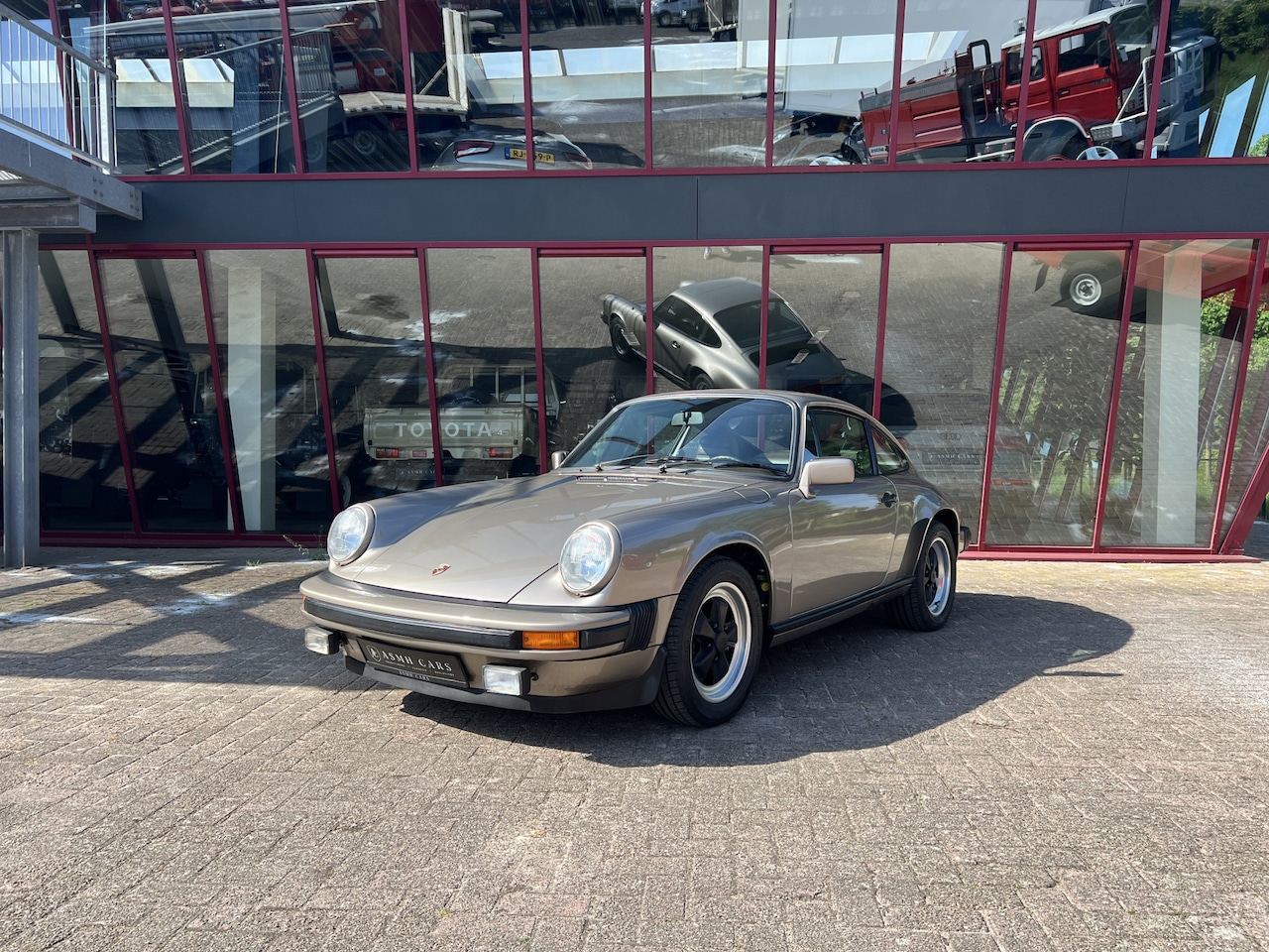 Porsche 911 - 3.0 SC Coupé | Champagnegold | Origineel | 80.000 km. | - AutoWereld.nl