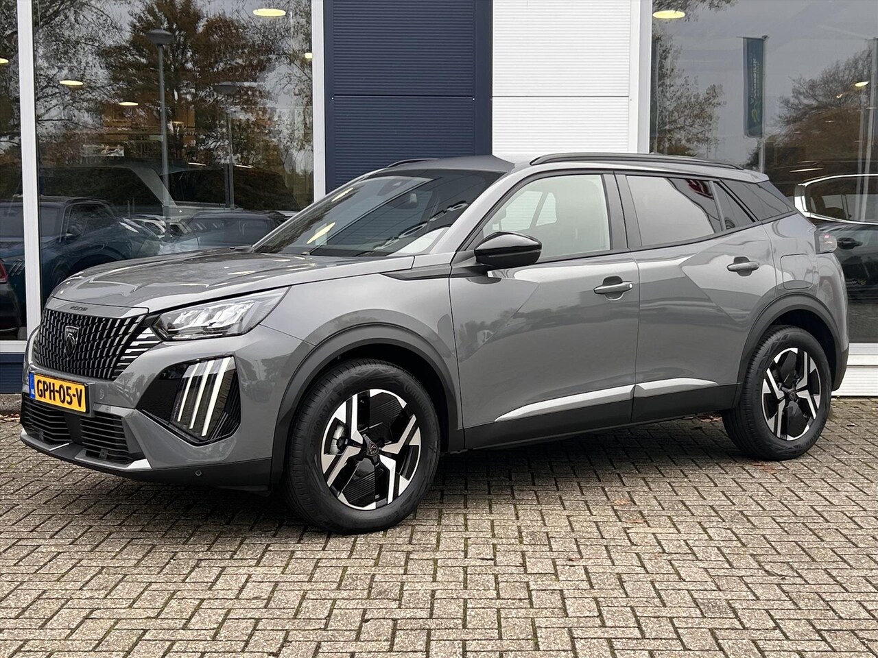 Peugeot 2008 - 1.2 Hybrid 136pk e-DCS6 Allure | Airconditioning | Cruise control | Trekhaak | Apple Carpl - AutoWereld.nl