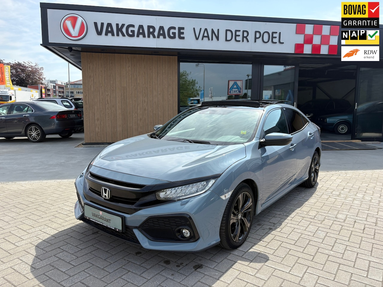 Honda Civic - 1.0 i-VTEC Premium 1.0 i-VTEC Premium - AutoWereld.nl