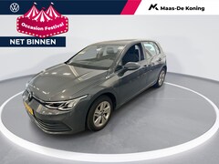 Volkswagen Golf - 1.0 eTsi 110pk DSG Life · Apple/Android Car Play · Navi · P-Sensoren · ACC · DAB · 16'' In
