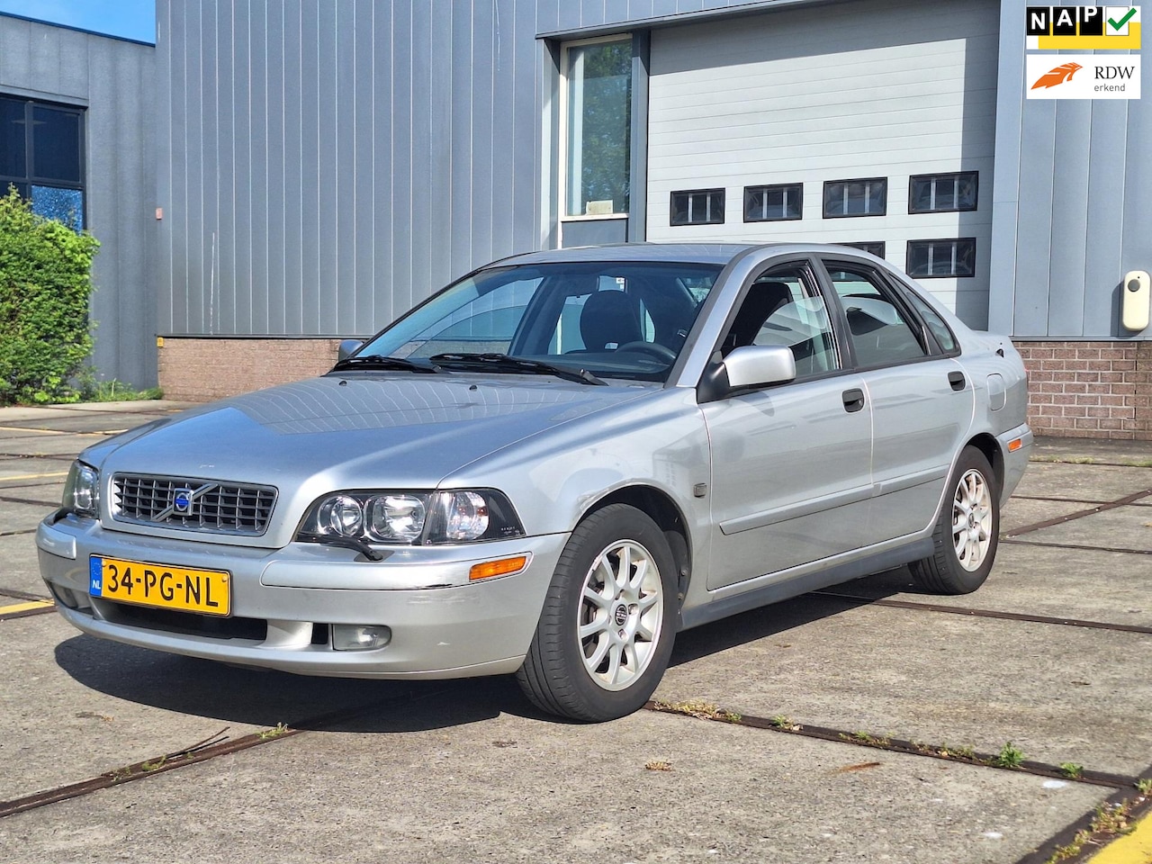 Volvo S40 - €2850,-2.0 Europa Apk 2026 Airco Trekhaak Cruise - AutoWereld.nl