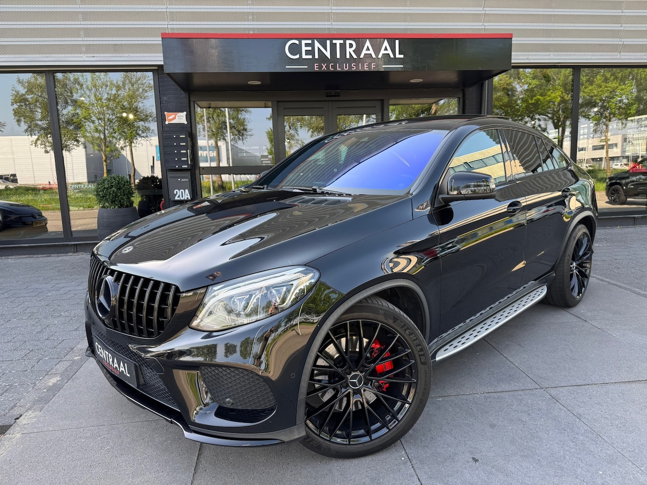 Mercedes-Benz GLE-Klasse Coupé - AMG 43 4MATIC Pano|367PK|Harman&Kardon|Luchtvering|Camera - AutoWereld.nl