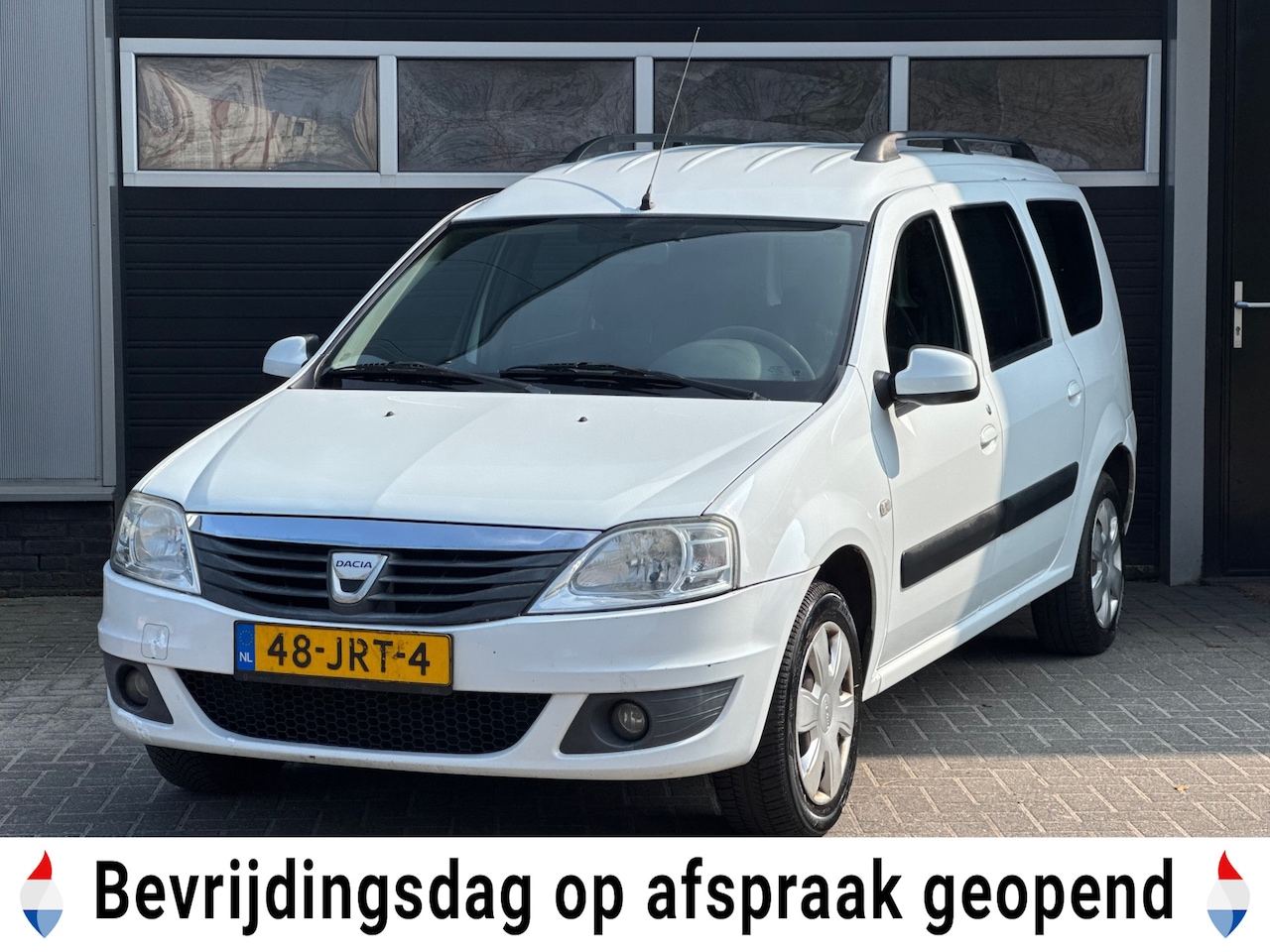 Dacia Logan MCV - 1.6-16V Lauréate 1.6-16V Lauréate - AutoWereld.nl