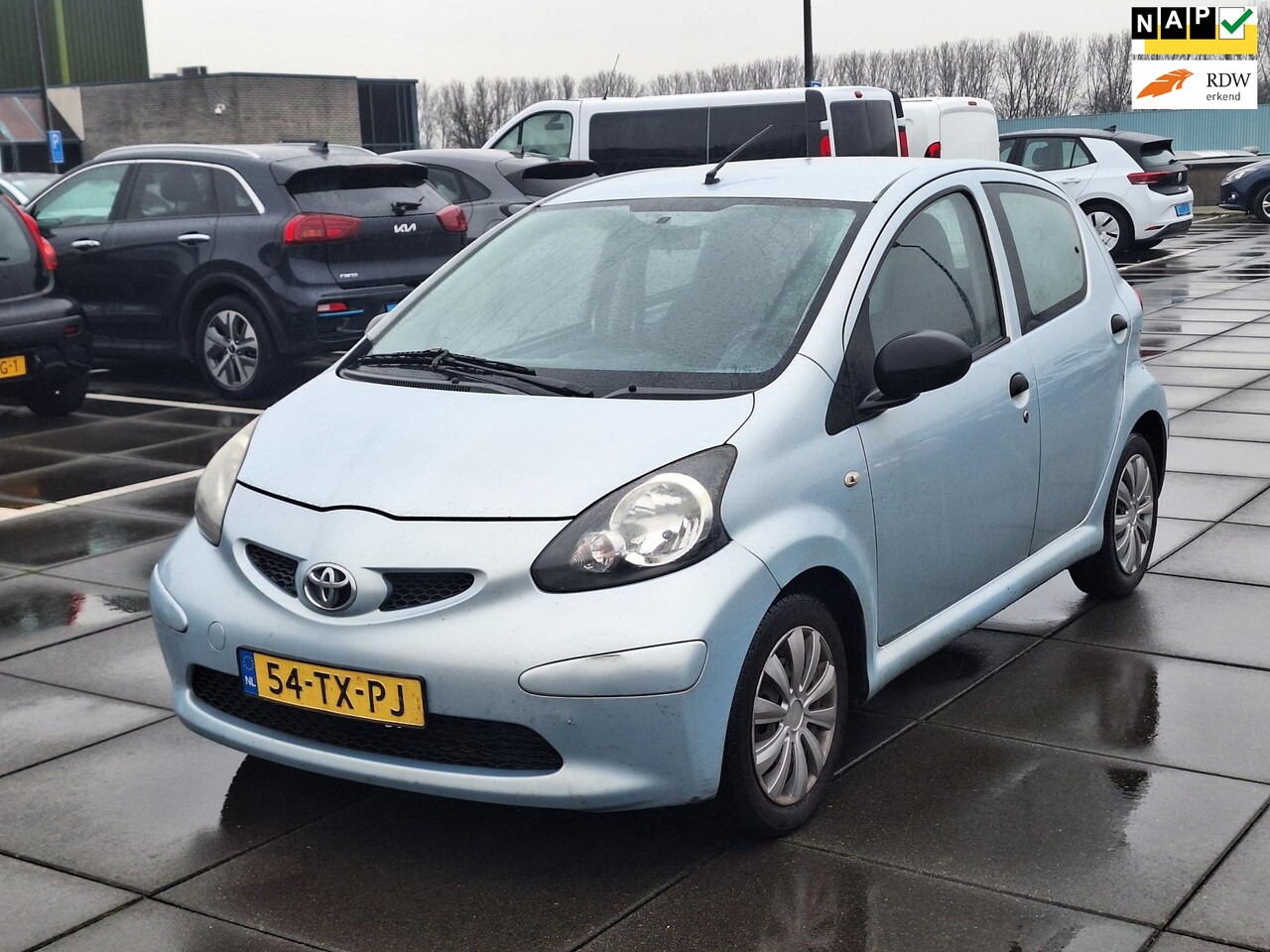 Toyota Aygo - € 1948,-1.0-12V Nwe Apk Nwe Koppeling Nwe OH Beurt 5drs Airco - AutoWereld.nl