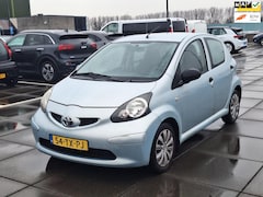 Toyota Aygo - € 1948, -1.0-12V Nwe Apk Nwe Koppeling Nwe OH Beurt 5drs Airco