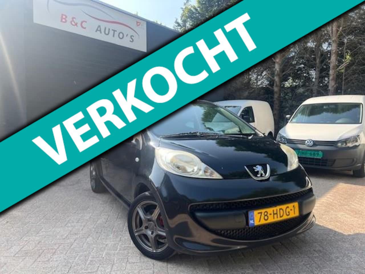 Peugeot 107 - 1.0-12V XR / NIEUWE REMBLOKKEN + SCHIJVEN / APK 27-01-2026 - AutoWereld.nl