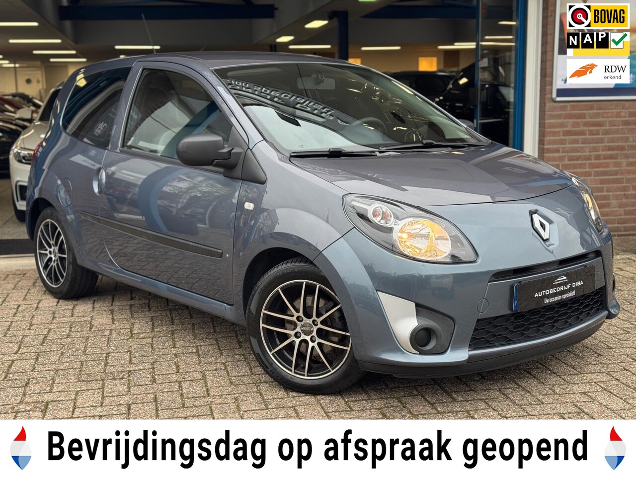 Renault Twingo - 1.2-16V Authentique 2011 Grijs AIRCO LM NAP! - AutoWereld.nl