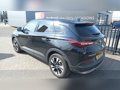 Opel Grandland X - 1.2 Turbo Business Executive