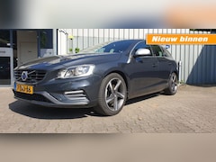 Volvo V60 - 1.6 T3 R-DESIGN