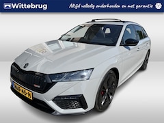 Skoda Octavia Combi - 1.4 TSI RS iV PHEV / AUTOMAAT/ APP-CONNECT/ STOELSTUUR VERWARMING/ PANO/ KEYLESS/ NAVI/ DA
