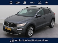 Volkswagen T-Roc - 1.0 TSI Style | 17" | Trekhaak |