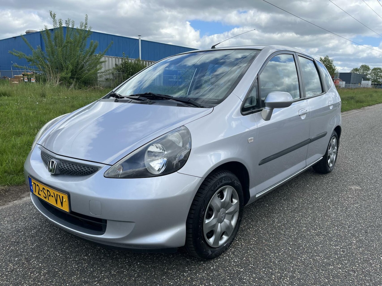 Honda Jazz - 1.2 Cool Airco Dealer OH Nieuwe APK - AutoWereld.nl