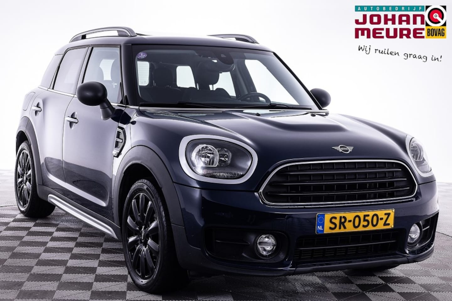 MINI Countryman - Mini 1.5 One | PANORAMADAK | LEDER | NAVI | Trekhaak **5 MEI OPEN van 11u tot 17u** - AutoWereld.nl