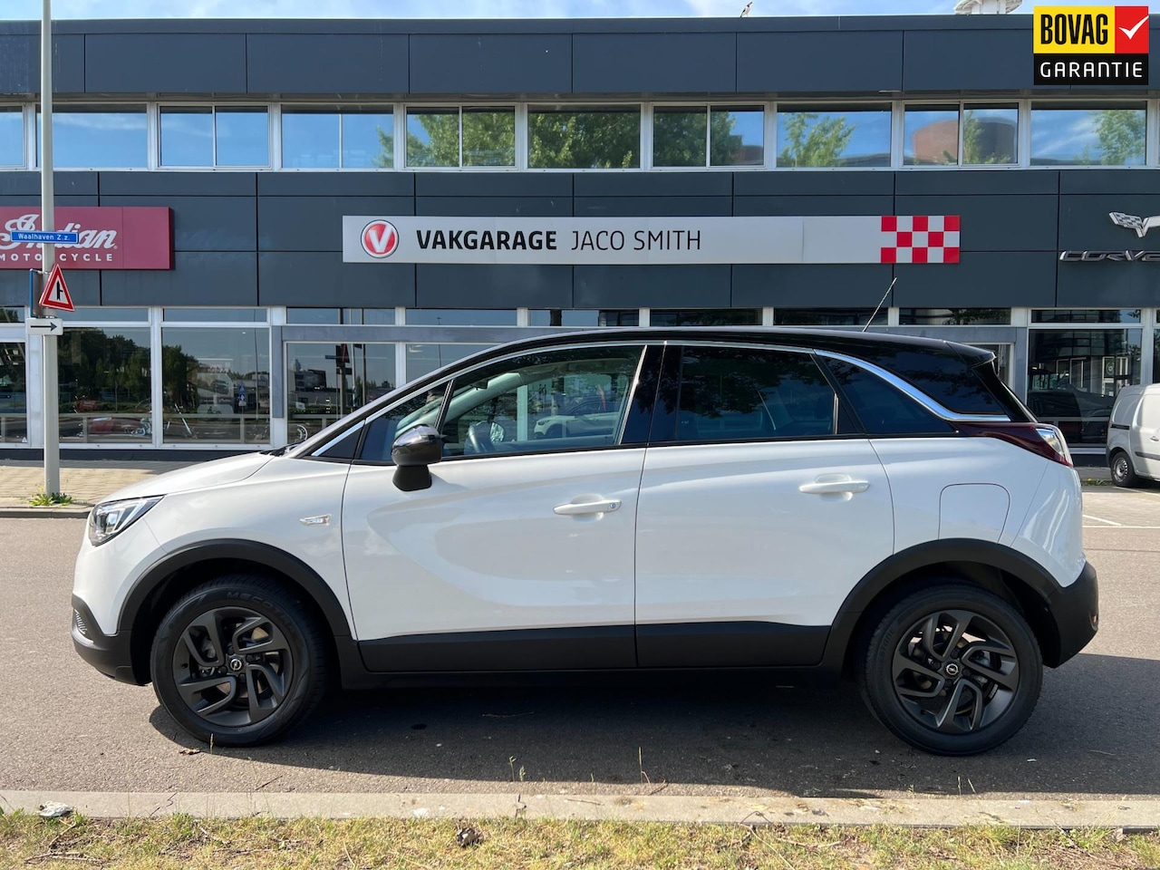 Opel Crossland X - 1.2 Turbo 120 Jaar Edition 1.2 Turbo 120 Jaar Edition - AutoWereld.nl