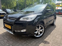 Ford Kuga - 1.6 Titanium Plus 4WD Leer/Navi/Pano/Trekh