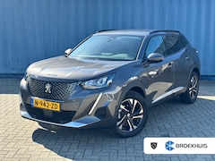 Peugeot 2008 - 1.2 Allure Pack Trekhaak | Airco AUTO | Navi Fullscreen | Camera achter | Keyless entry &