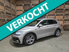 Volkswagen Tiguan - 1.5 TSI ACT Highline Business R Pano VCP LED Camera Keyless LM