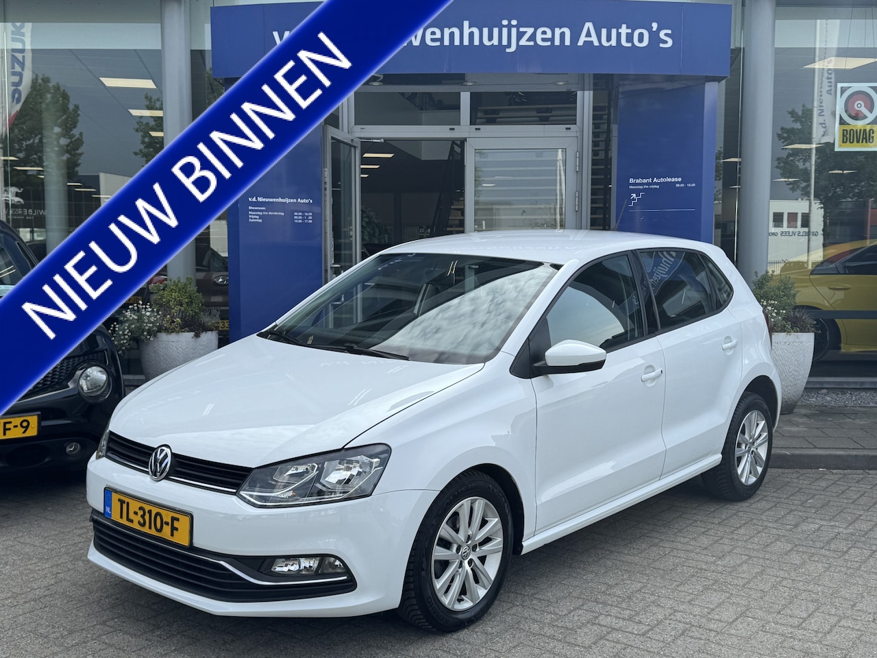 Volkswagen Polo - 1.2 TSI Comfortline Connected Series MultiMedia Systeem | Airco | Cruise c. | BlueTooth | - AutoWereld.nl