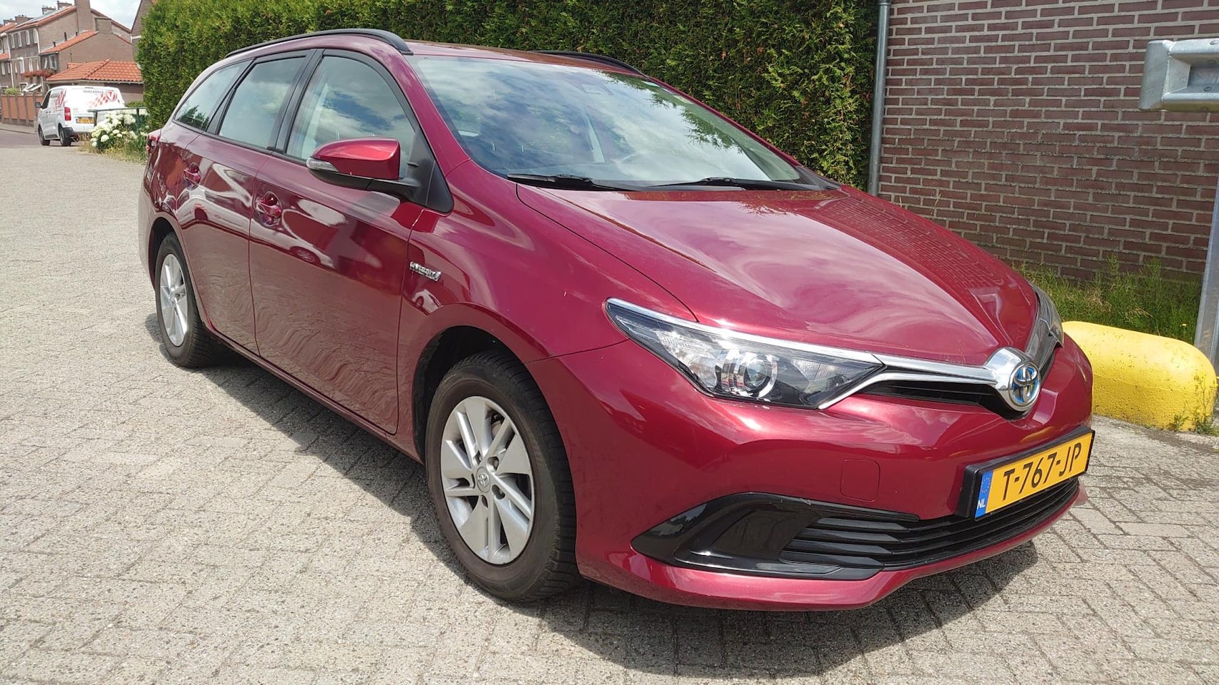 Toyota Auris Touring Sports - 1.8 Hybrid Active Sports|Navigatiesysteem|Lm-velgen|Rijstrooksensor|Pre-crash detectie - AutoWereld.nl