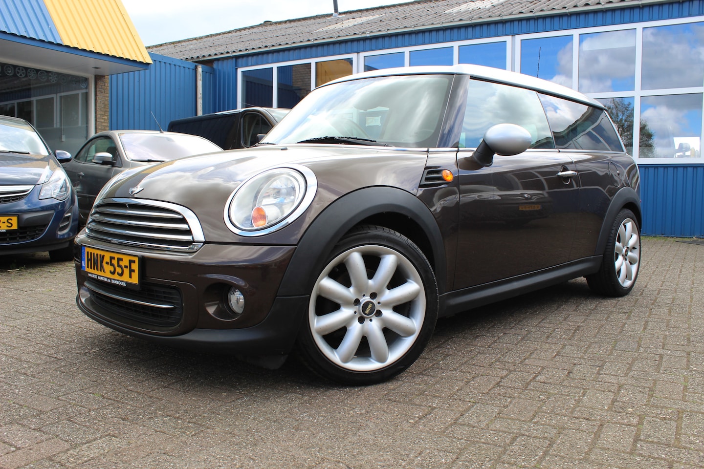 MINI Clubman - 1.6-16V "Cooper" Clima - Navi - 17"Lmv !!! 123 Pk - AutoWereld.nl
