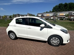 Toyota Yaris - 1.0 VVT-i Aspiration