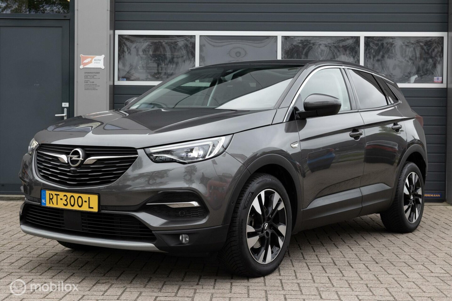 Opel Grandland X - 1.2 Turbo Innovation 360 CAMERA, PANO, LED VERLICHTING - AutoWereld.nl