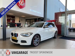BMW 1-serie - M135i xDrive High Executive, Performance, 6 Cilinder, Schuifkanteldak, Leder&Stoelverwarmi