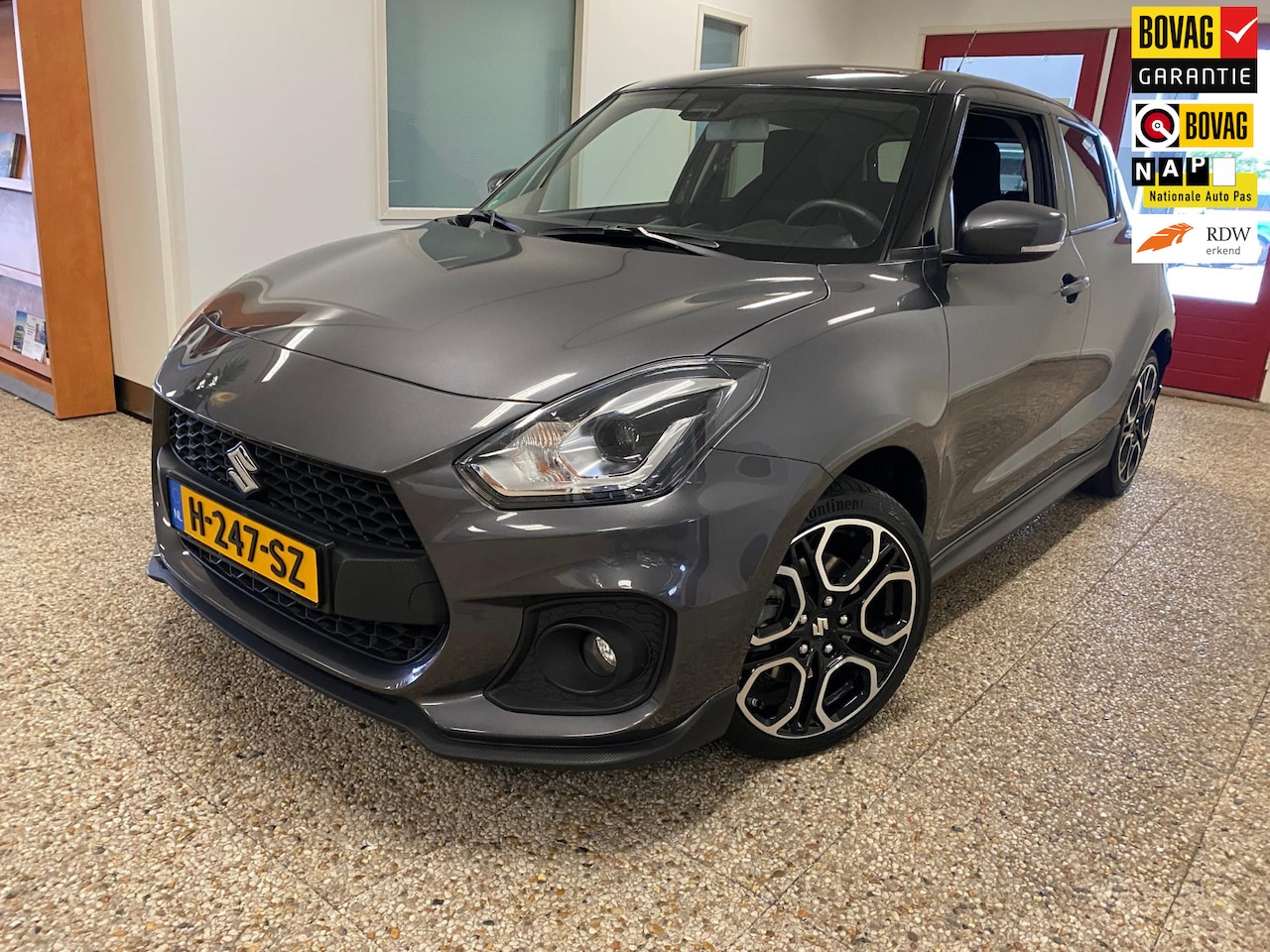 Suzuki Swift - 1.4 Sport Smart Hybrid NL Auto - AutoWereld.nl