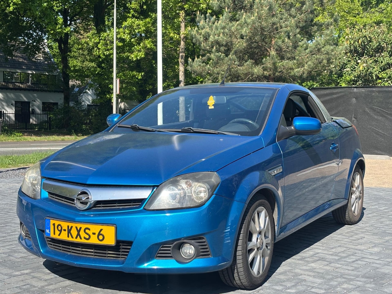 Opel Tigra TwinTop - 1.8-16V Enjoy/Airco/Cabrio/Stoelverwarming - AutoWereld.nl