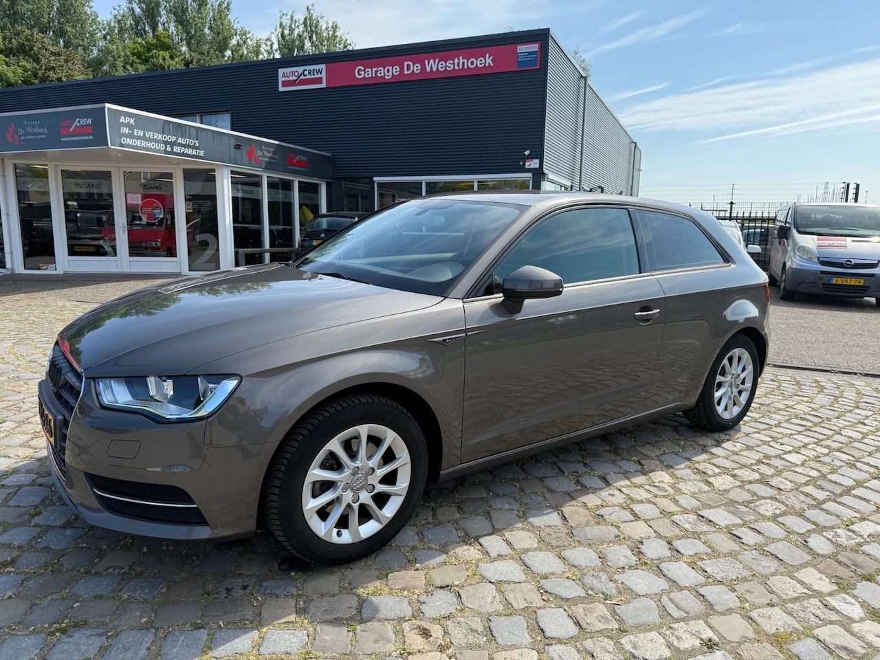Audi A3 - 1.2 TFSI Attraction Pro Line 1.2 TFSI Attraction Pro Line - AutoWereld.nl