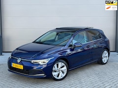 Volkswagen Golf - 1.5 eTSI Style 150pk 7-DSG 2020 Blauw PANO