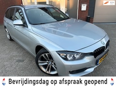 BMW 3-serie Touring - 320d Executive / Navi / Leder / PDC / LED