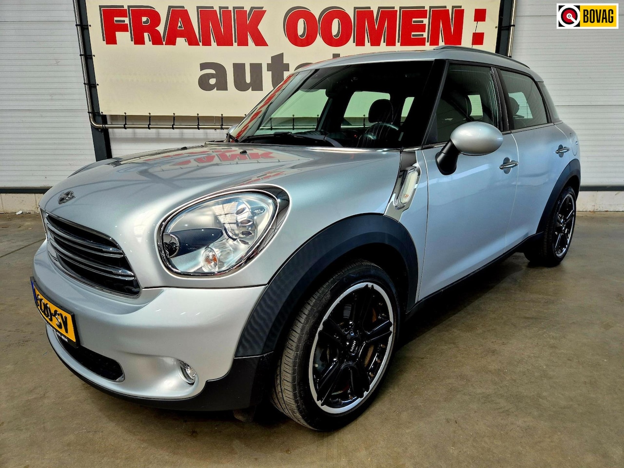 MINI Countryman - Mini 1.6 Cooper 122PK Chili +OH historie|49.106KM!!|Elektrisch panorama|Leder|Bi-xenon|Nav - AutoWereld.nl