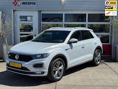 Volkswagen T-Roc - 1.5 TSI Sport R-Line Business / Carplay / 1-Eig / Org-Ned