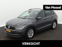 Volkswagen Tiguan - 1.5 TSI Life | Automaat | Trekhaak | Climatronic (Automatische Airco) | Navigatie PRO (Gro