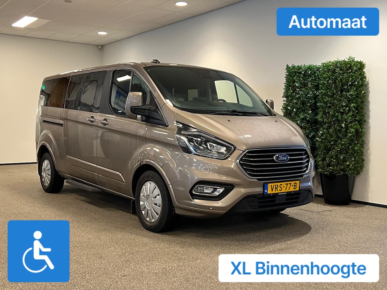 Ford Tourneo Connect - Custom L2H1 Rolstoelbus Automaat XXL-Ombouw 148cm - AutoWereld.nl