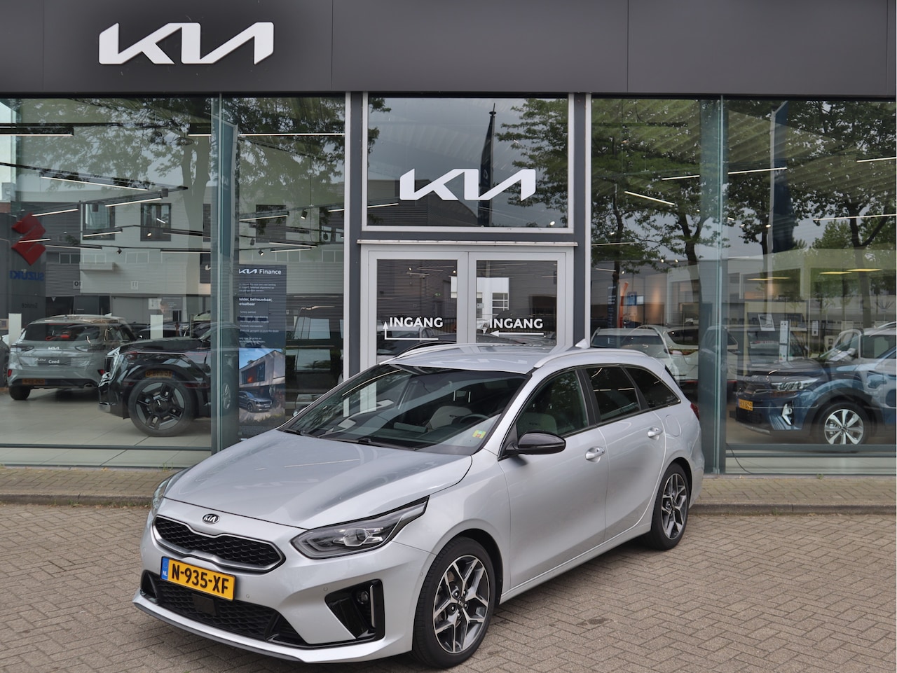 Kia Cee'd Sportswagon - Ceed 1.0 T-GDi GT-Line Business Edition afneembare trekhaak - AutoWereld.nl
