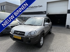 Hyundai Tucson - 2.0i Style Climate-Cruisecontrol - Zeer Mooi
