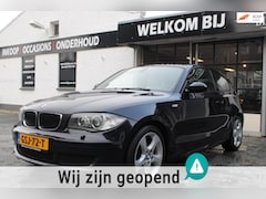 BMW 1-serie - 118i / Airco / Cruise control / Elec ramen / Stoelverwarming / parkeersensoren