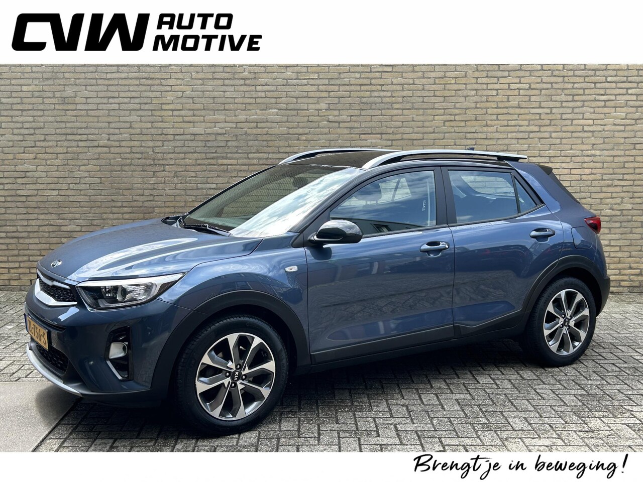 Kia Stonic - 1.0 T-GDi 100pk DynamicLine 39.000km! | Airco | Cruise control | Achteruitrijcamera | PDC - AutoWereld.nl