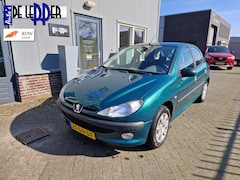 Peugeot 206 - 1.4 Gentry | Airco | Trekhaak