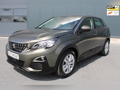 Peugeot 3008 - 1.2 PureTech Blue Lease Executive AUTOMAAT LEER