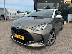Toyota Yaris - 1.5 Hybrid Executive|Leder|Hud|Wit dak