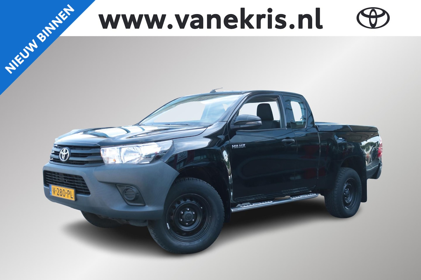 Toyota HiLux - 2.4 D-4D-F Xtra Cab Comfort 2.4 D-4D-F Xtra Cab Comfort, Trekhaak, Airco - AutoWereld.nl