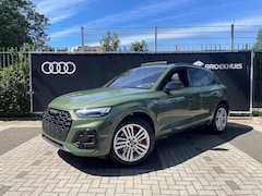 Audi Q5 - 50 TFSI e S- edition/Panoramadak/Adaptieve cruise control/20 inch/ Trekhaak/Dode hoek came