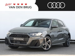 Audi A1 Sportback - 25 TFSI S edition | S-tronic | Apple Carplay | Stoelverwarming | Extra getint glas achter