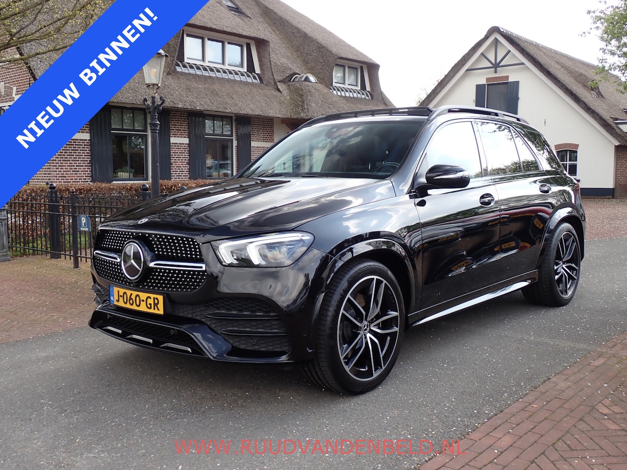 Mercedes-Benz GLE-Klasse - 400D 4MATIC AMG PREMIUM+ PANODAK/HEADUP/TREKHAAK - AutoWereld.nl