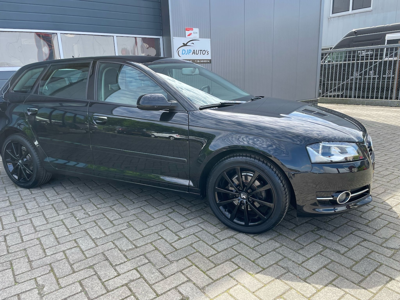 Audi A3 Sportback - 1.2 TFSI Attraction Advance Airco / Clima / Cruise control / LM-velgen / Afneembare trekhaak / Mistlampen Etc! - AutoWereld.nl