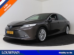 Toyota Camry - 2.5 Hybrid Premium | 1e Eigenaar | Dealer Onderhouden I Alarm Klasse 3 | Navigatie I Clima